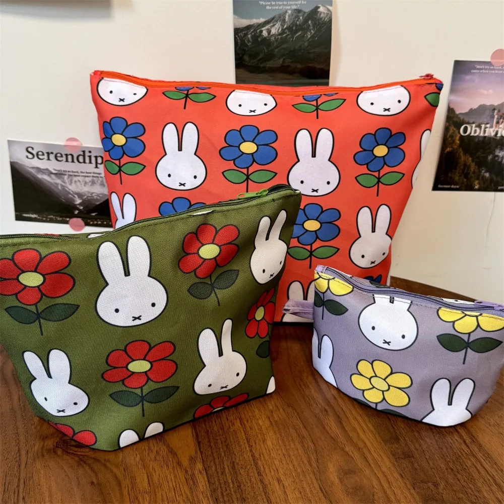 Kawaii Miffy Printed Three Pie - Beauty Makeup Tool Collection 评论和价格